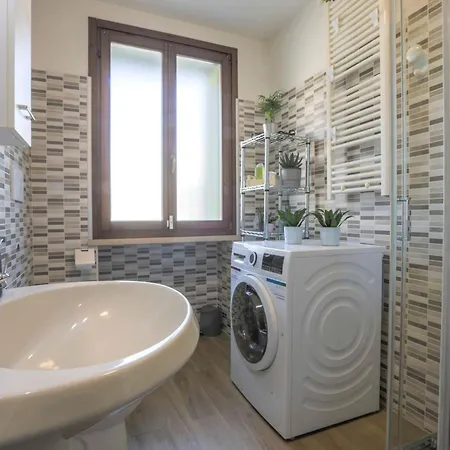 Elegant Apartment: Free Netflix, Wi-fi & Parking Appartement *